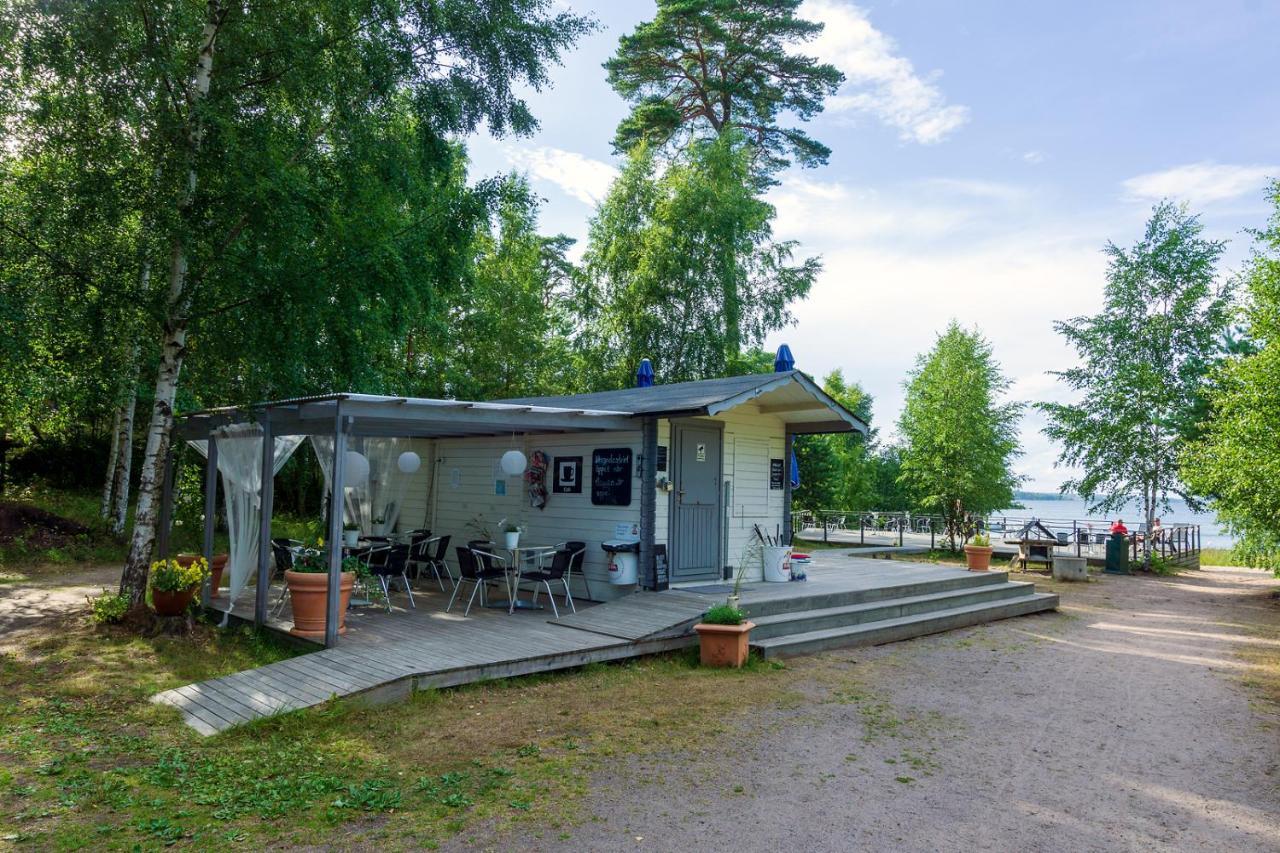 Vita Grindarna / Djuroe Havsbad Villa Djurhamn Exterior photo